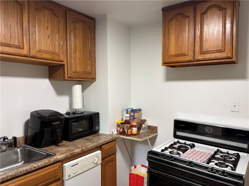 408 Seldon Ave — photo 7