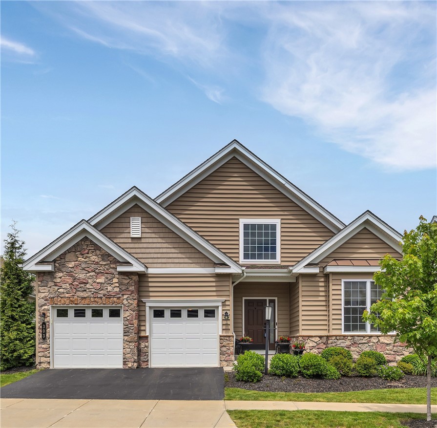 303 Jefferson Ln — photo 1