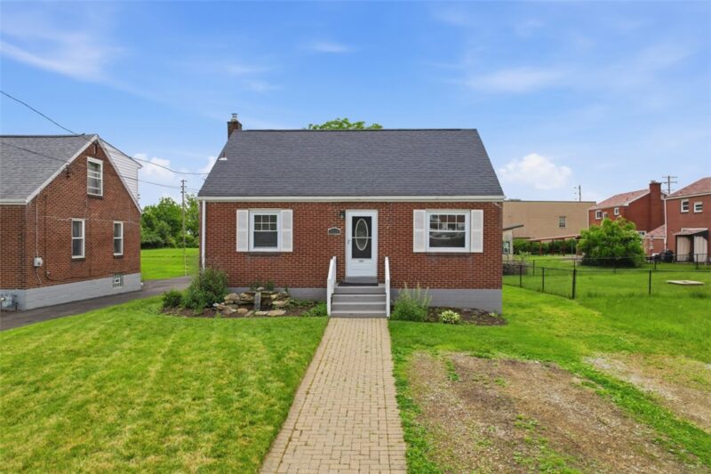 2514 Alberta Cir