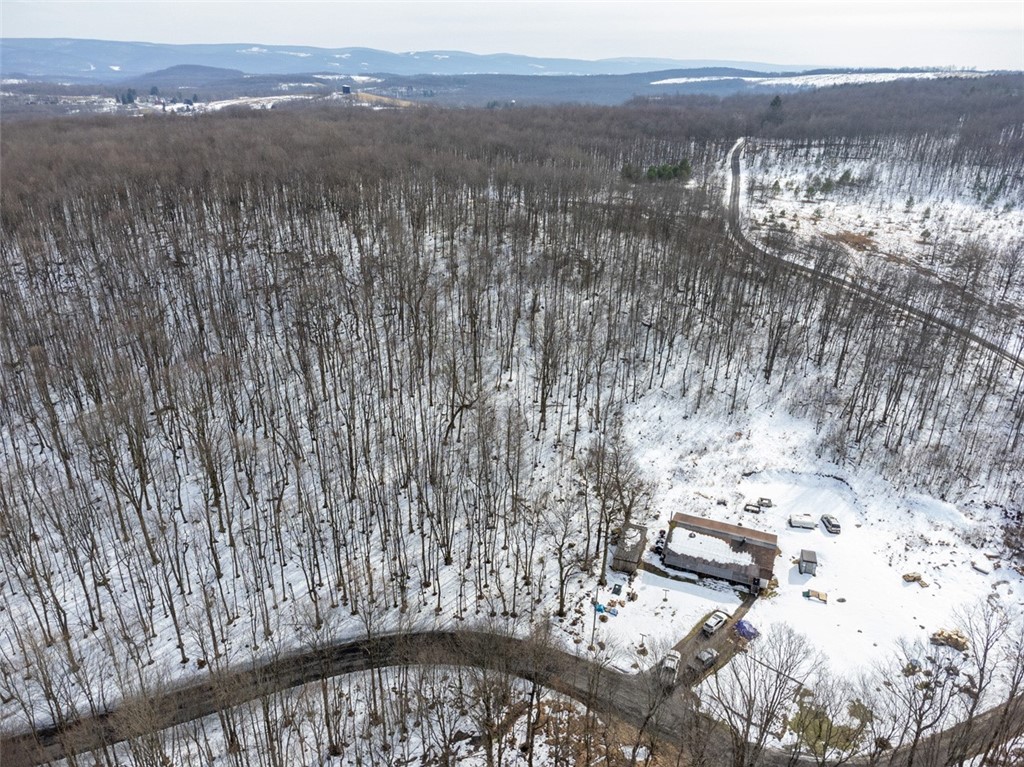 660 Clinton Rd — photo 1