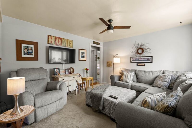 942 Scenery Dr — photo 4