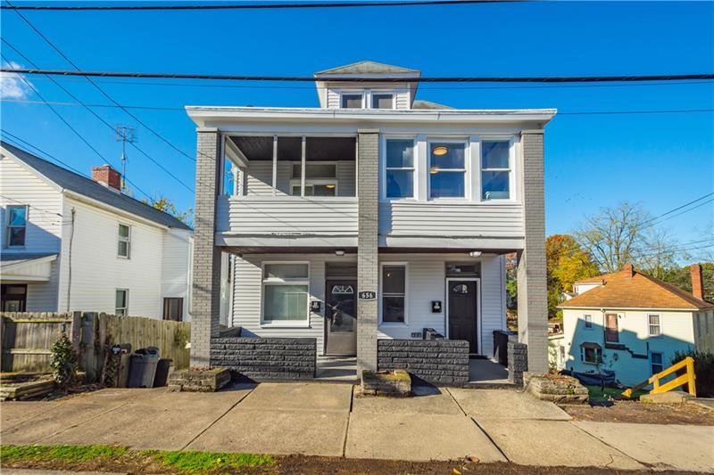 656 DOW AVENUE — photo 1