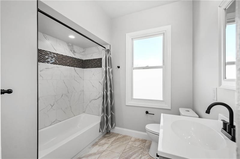 656 DOW AVENUE — photo 6