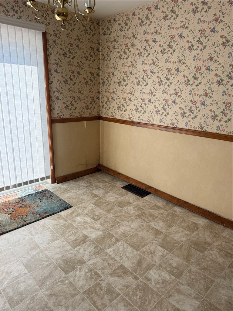 432 Violet Dr — photo 7