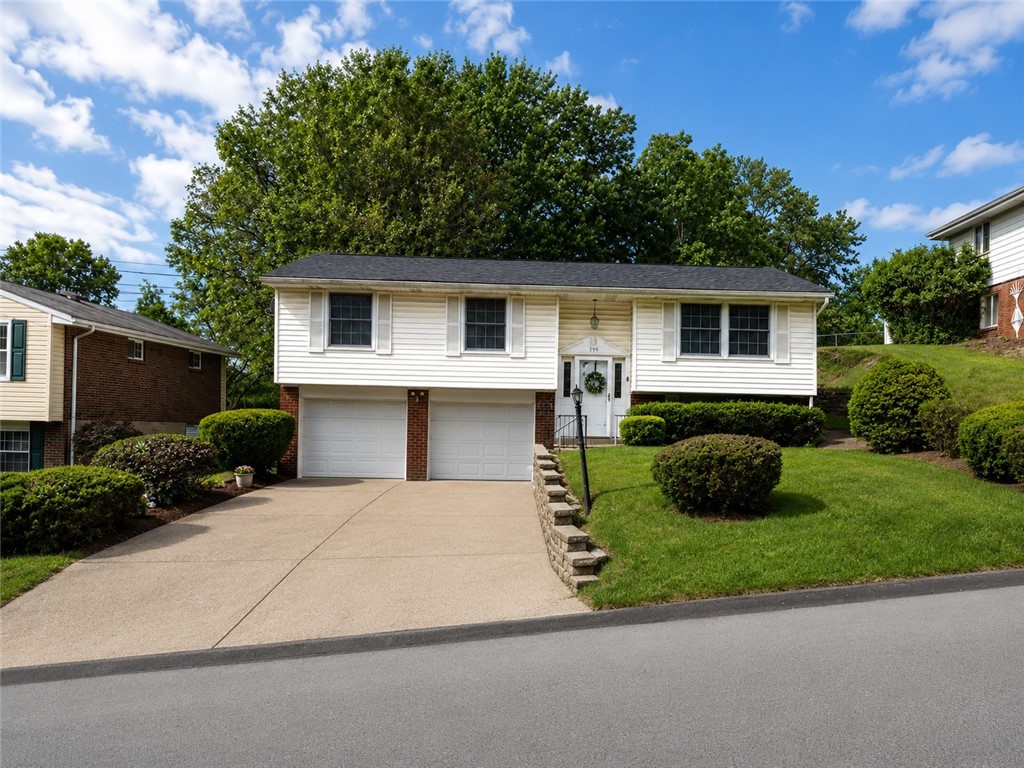 171 Crescent Garden Dr — photo 1