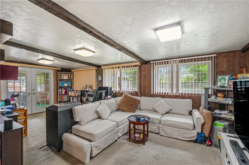 171 Crescent Garden Dr — photo 7