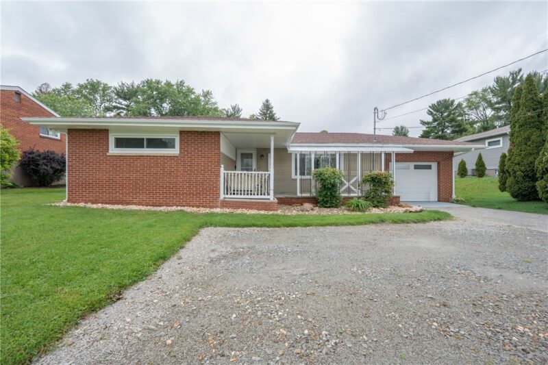 22 Catherine Ave — photo 2