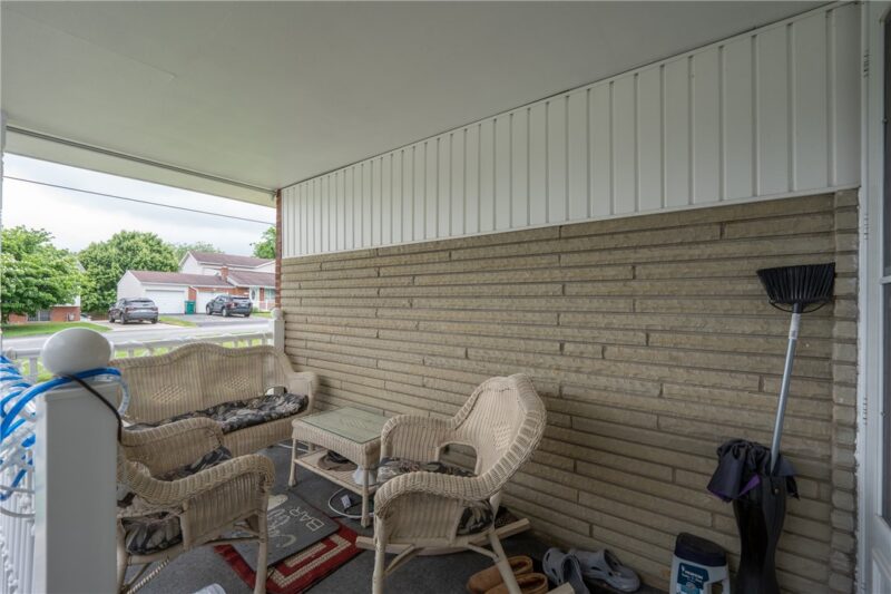 22 Catherine Ave — photo 6