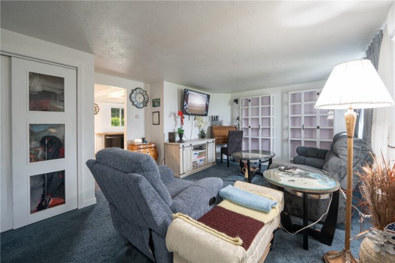 22 Catherine Ave — photo 7