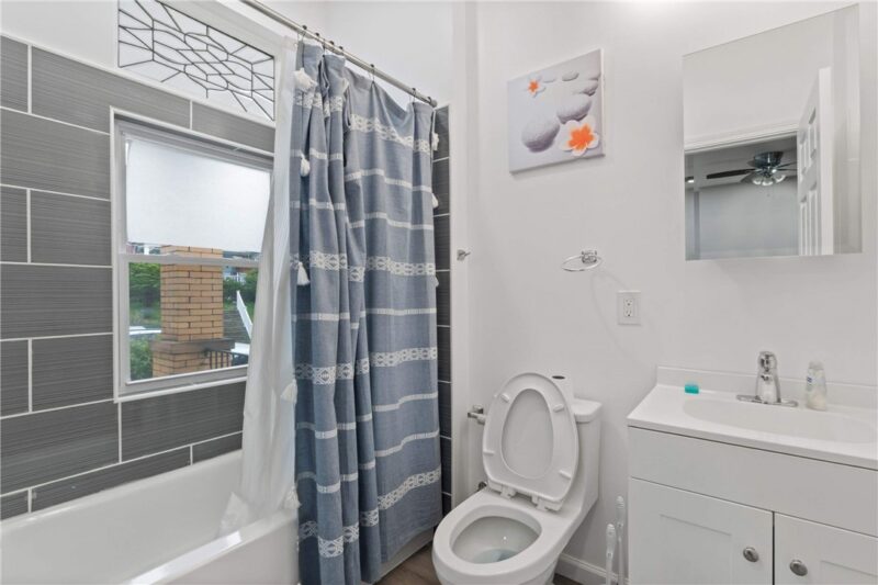 118 Stewart Ave — photo 5