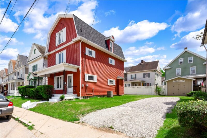 421 Virginia Ave — photo 2