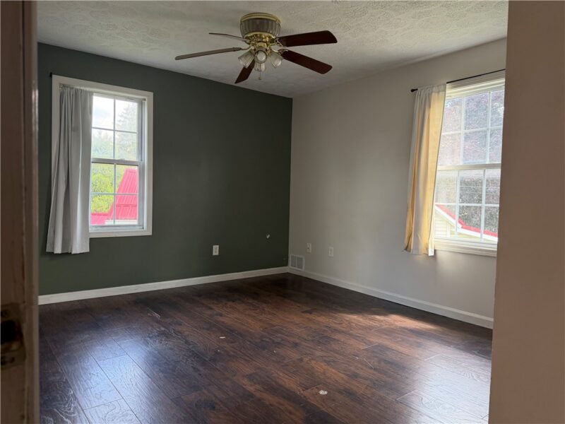 133 W Cooper St — photo 6