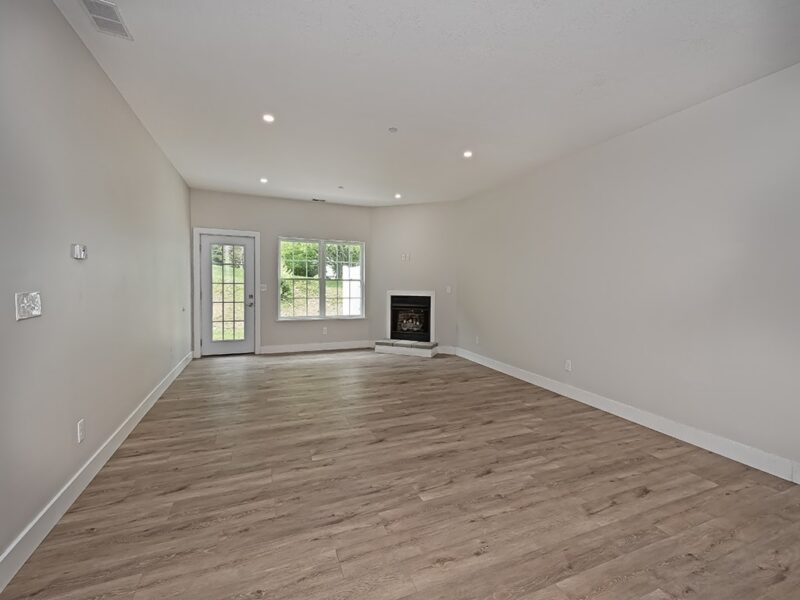 202 Willow Ln — photo 6