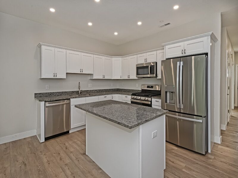 202 Willow Ln — photo 8