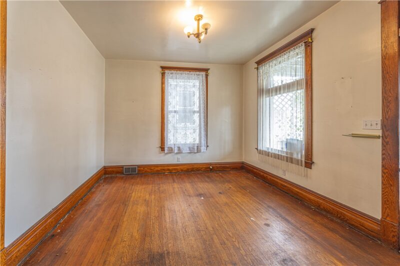 114 Union St — photo 3
