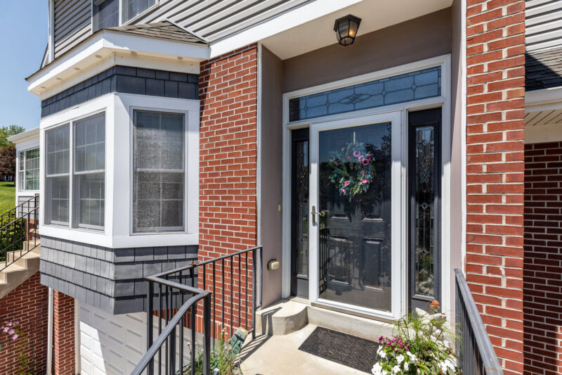102 Lenox Drive — photo 2