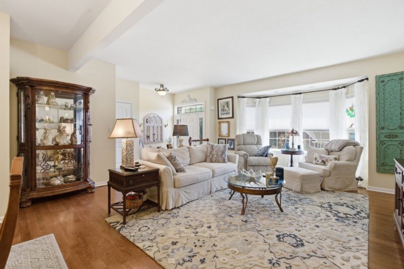 102 Lenox Drive — photo 6
