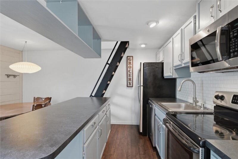 580 Maple Ct — photo 6