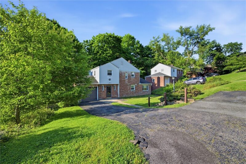 126 Columbia Dr — photo 5