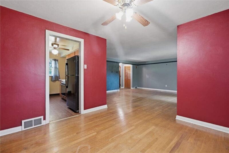 126 Columbia Dr — photo 7
