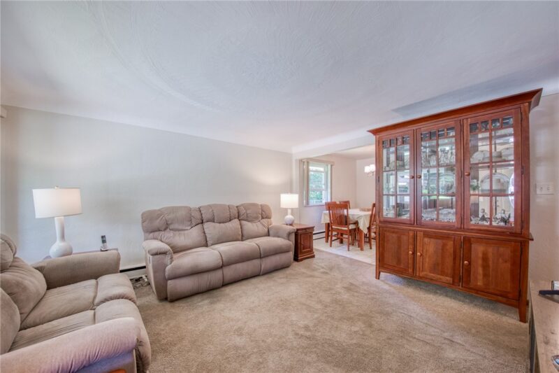 4628 Bowes Ave — photo 4