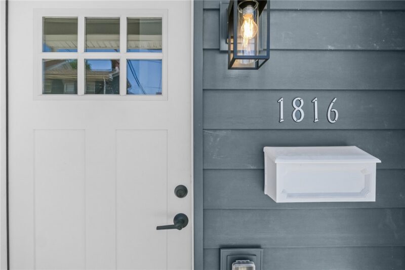 1816 Middle St — photo 4