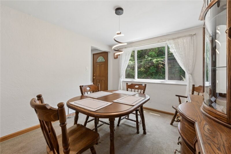 341 E AGNEW AVENUE — photo 3