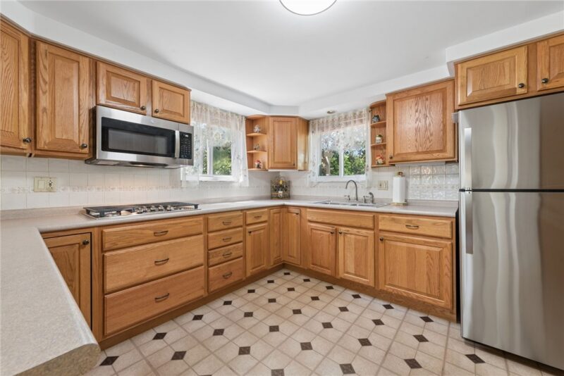 341 E AGNEW AVENUE — photo 4