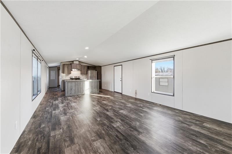 130 Brook Ln — photo 4