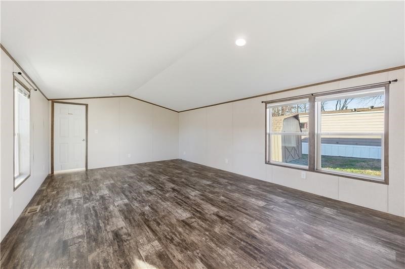 130 Brook Ln — photo 5