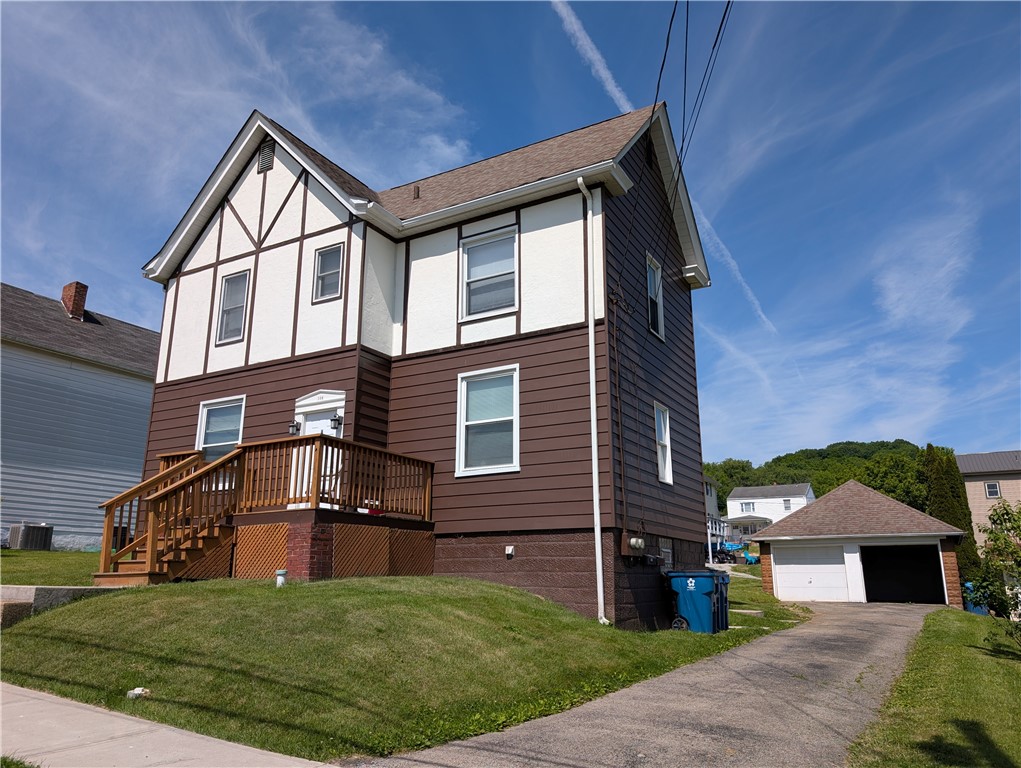 109 S 5th St — photo 1