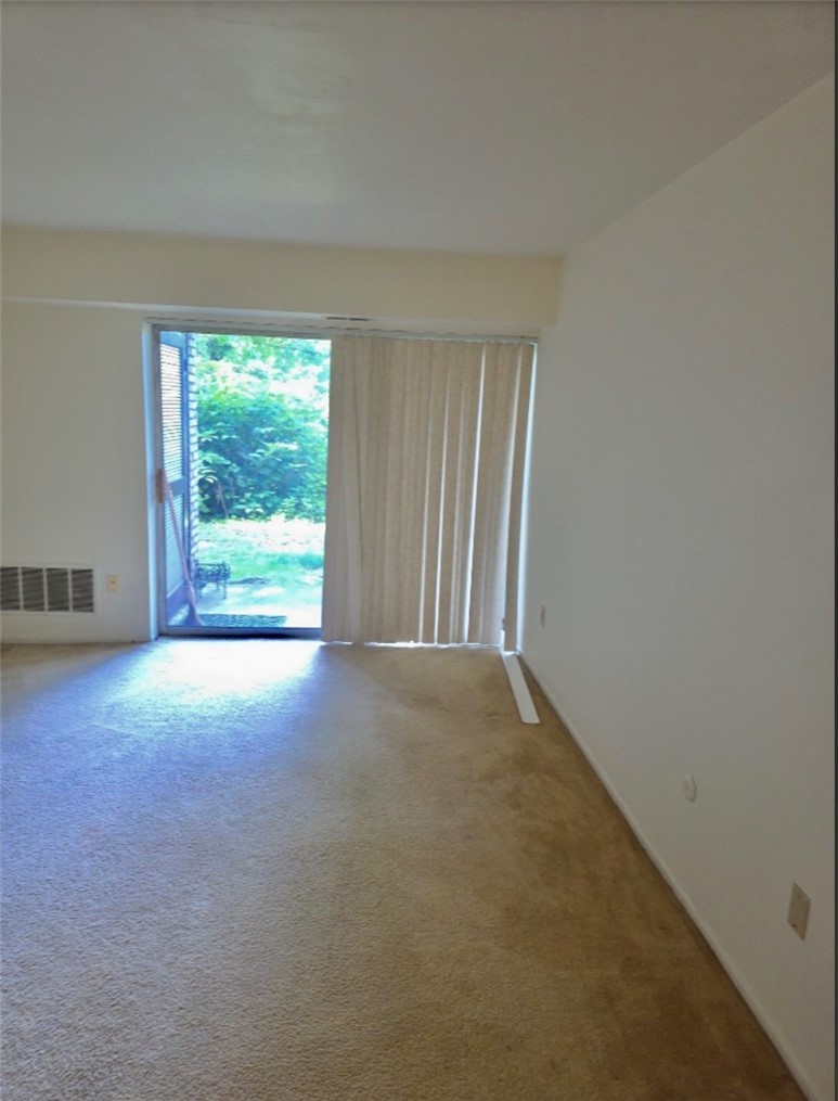 7127 Sanlin Dr — photo 3