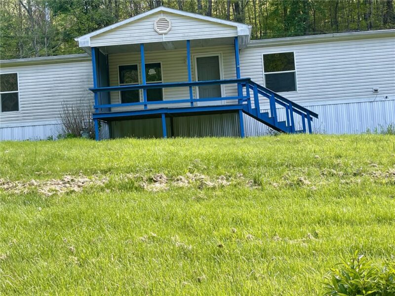 358 Smith Creek Rd — photo 2