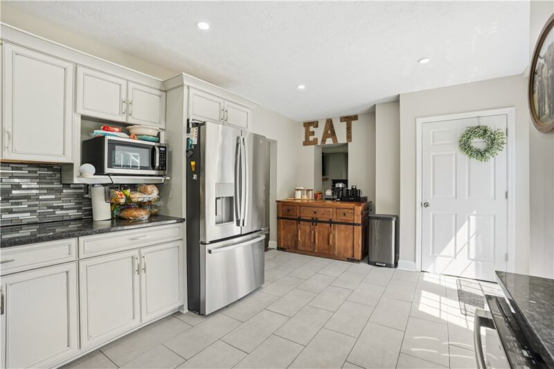 2416 Magee Road Ext — photo 8