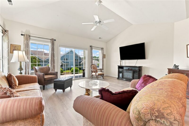 104 Patriot Lane — photo 4