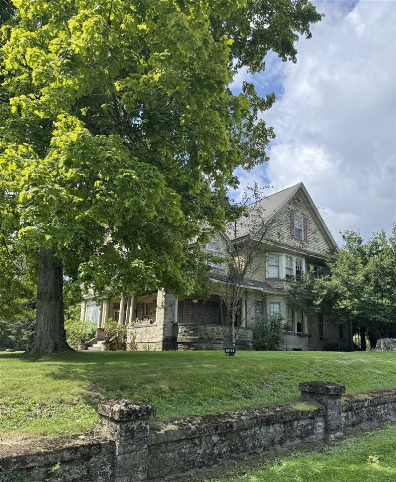 1126 HIGH ST — photo 3