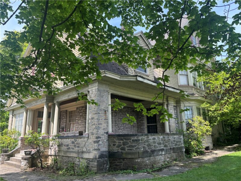 1126 HIGH ST — photo 5