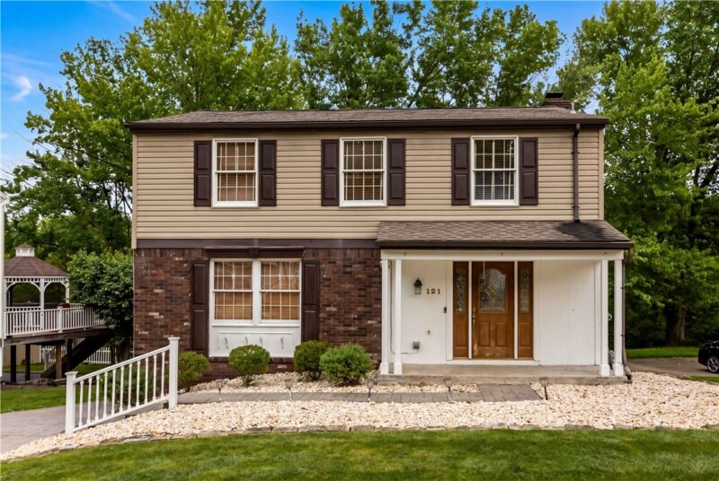 121 Penncrest Drive — photo 3