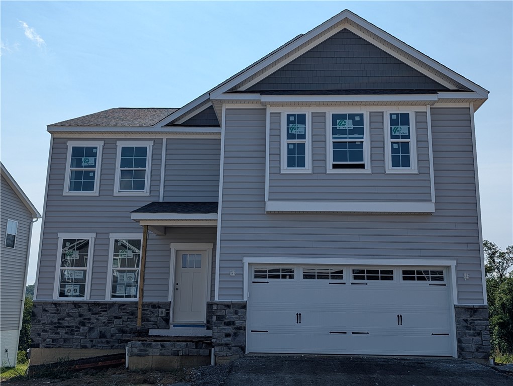 118 Victoria Drive — photo 1