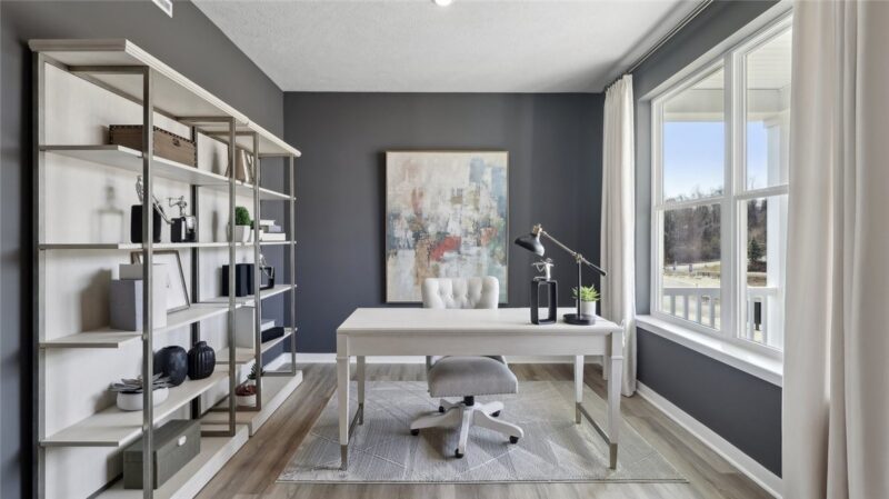 118 Victoria Drive — photo 3