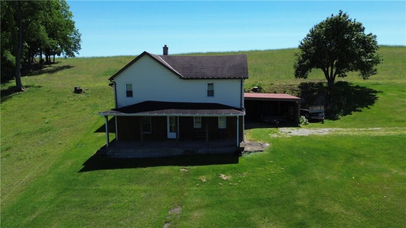 215 Duff Road — photo 6