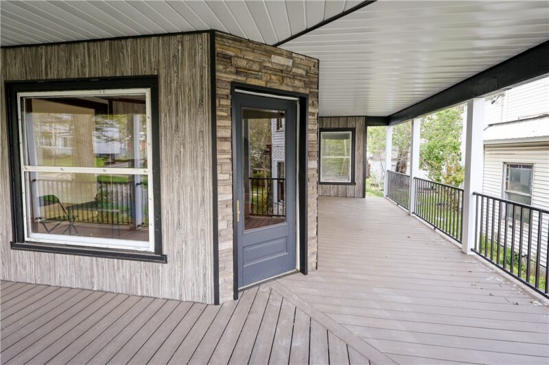 506 S Main St — photo 3