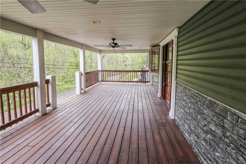 989 Blackhawk Rd — photo 7