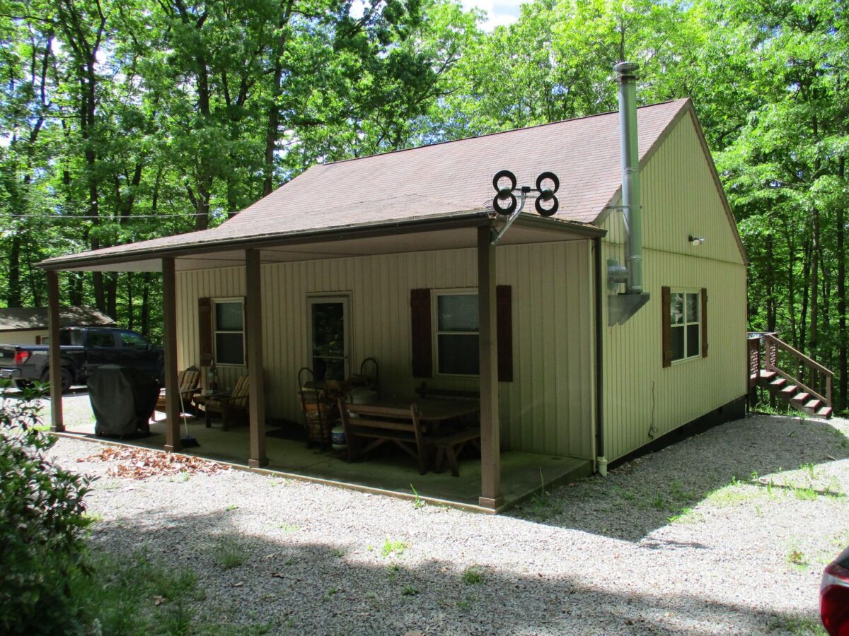 258 Oak DRIVE — photo 1