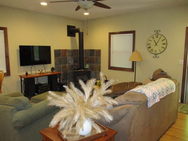 258 Oak DRIVE — photo 2