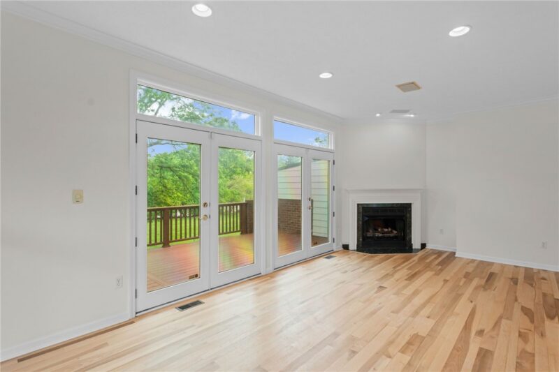 20 Waterfront Drive — photo 5
