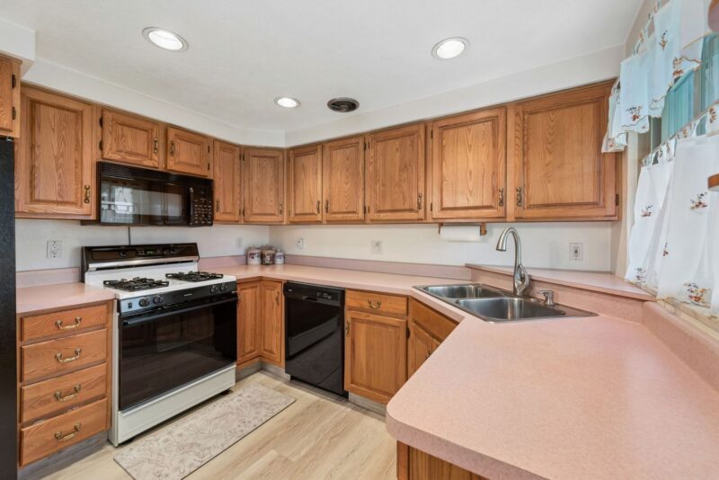 223 E Patty LANE — photo 7