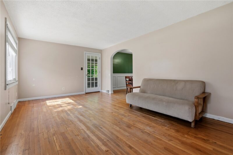 5211 White Oak Dr — photo 5