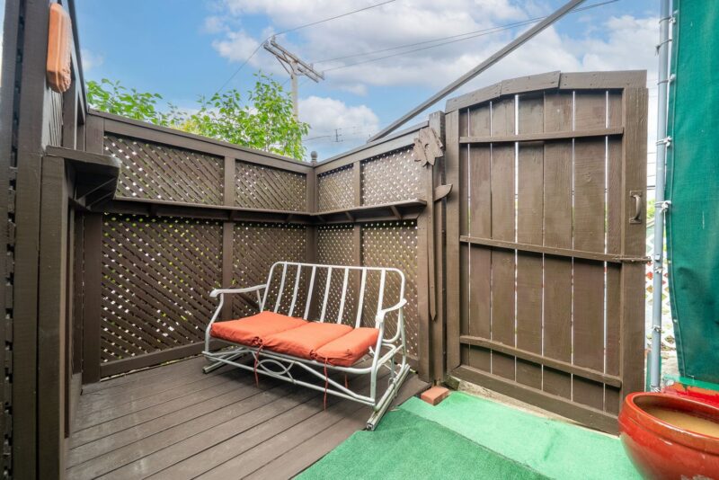 1208 Merrick Avenue — photo 5