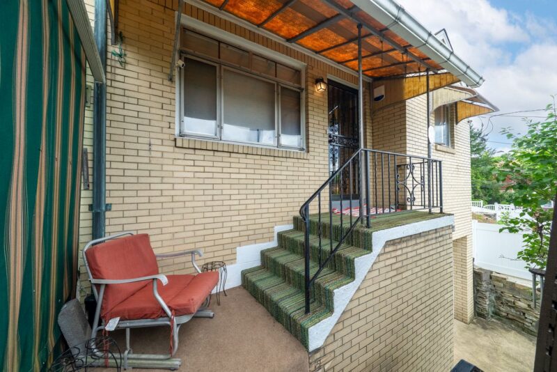 1208 Merrick Avenue — photo 6